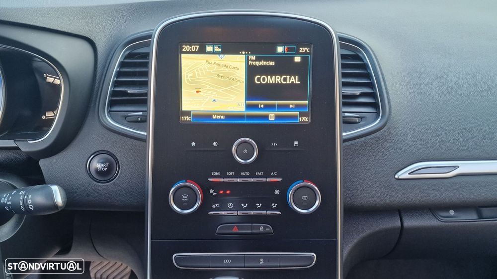 Renault Grand Scénic BLUE dCi 120 EDC LIMITED - 21