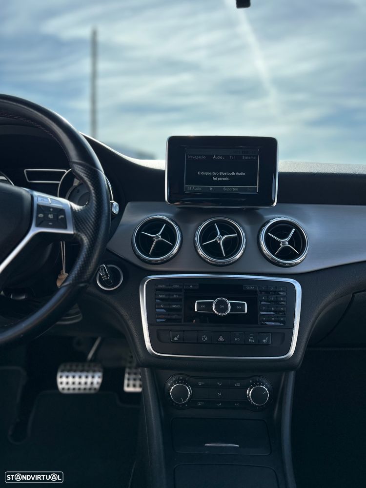 Mercedes-Benz GLA 200 (CDI) d 7G-DCT AMG Line - 14
