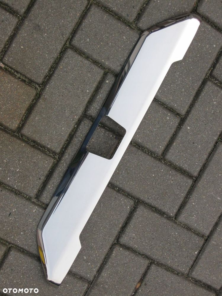 LISTWA BLENDA kamera FORD CUSTOM - 5