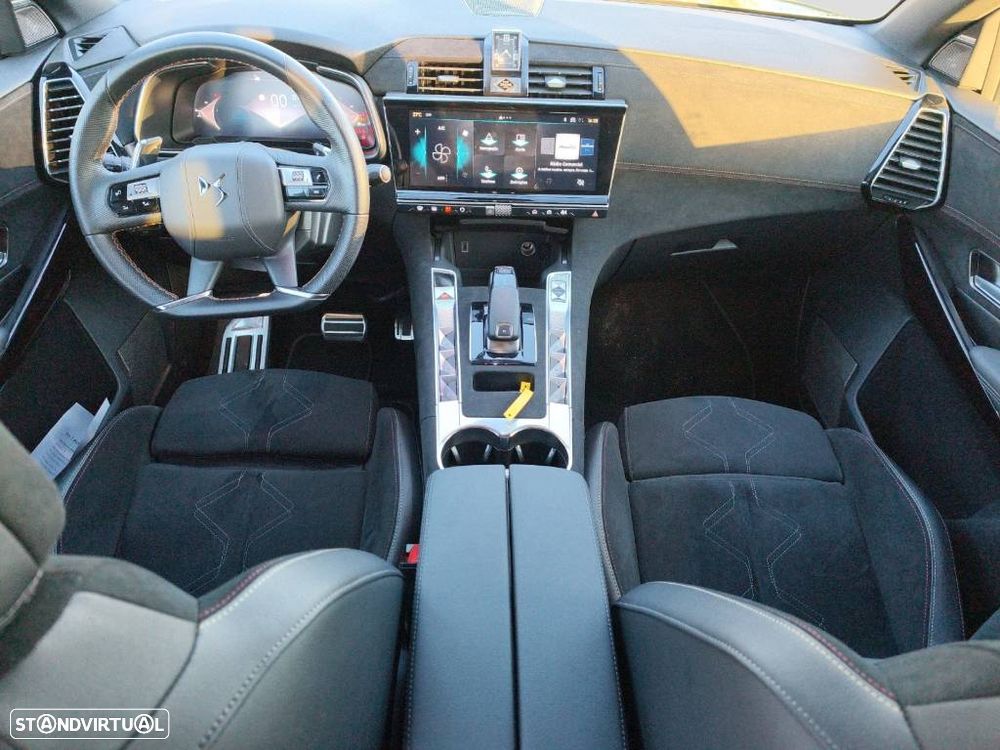 DS DS7 1.5 BlueHDi Pallas EAT8 - 11