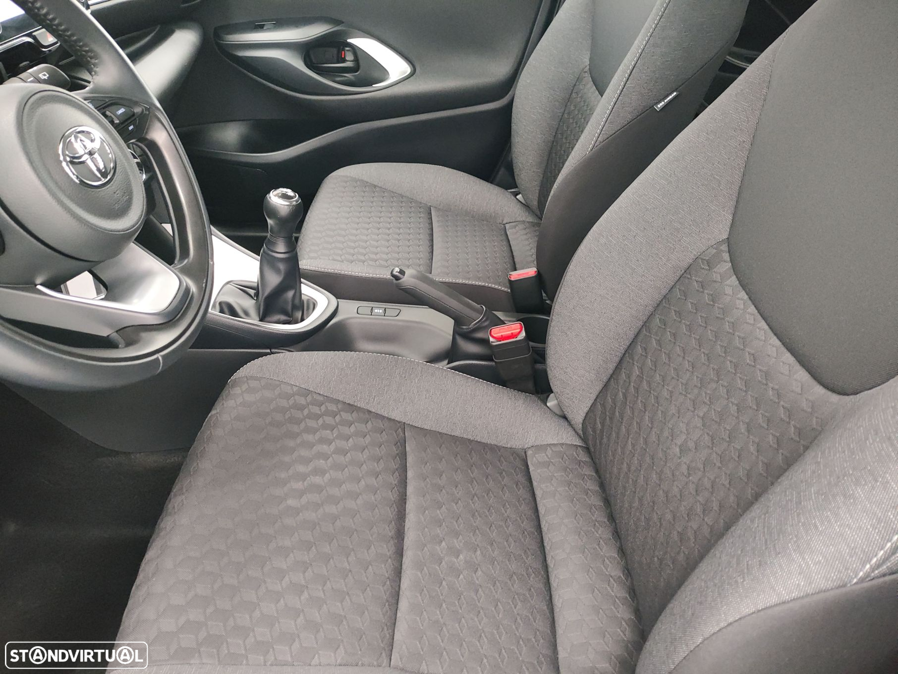 Toyota Yaris 1.0 VVT-i Comfort Plus - 12