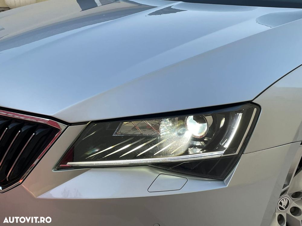 Skoda Superb 2.0 TDI DSG Style - 6