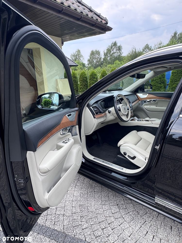 Volvo XC 90 - 13