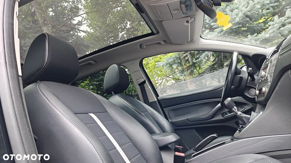 Ford Kuga - 18