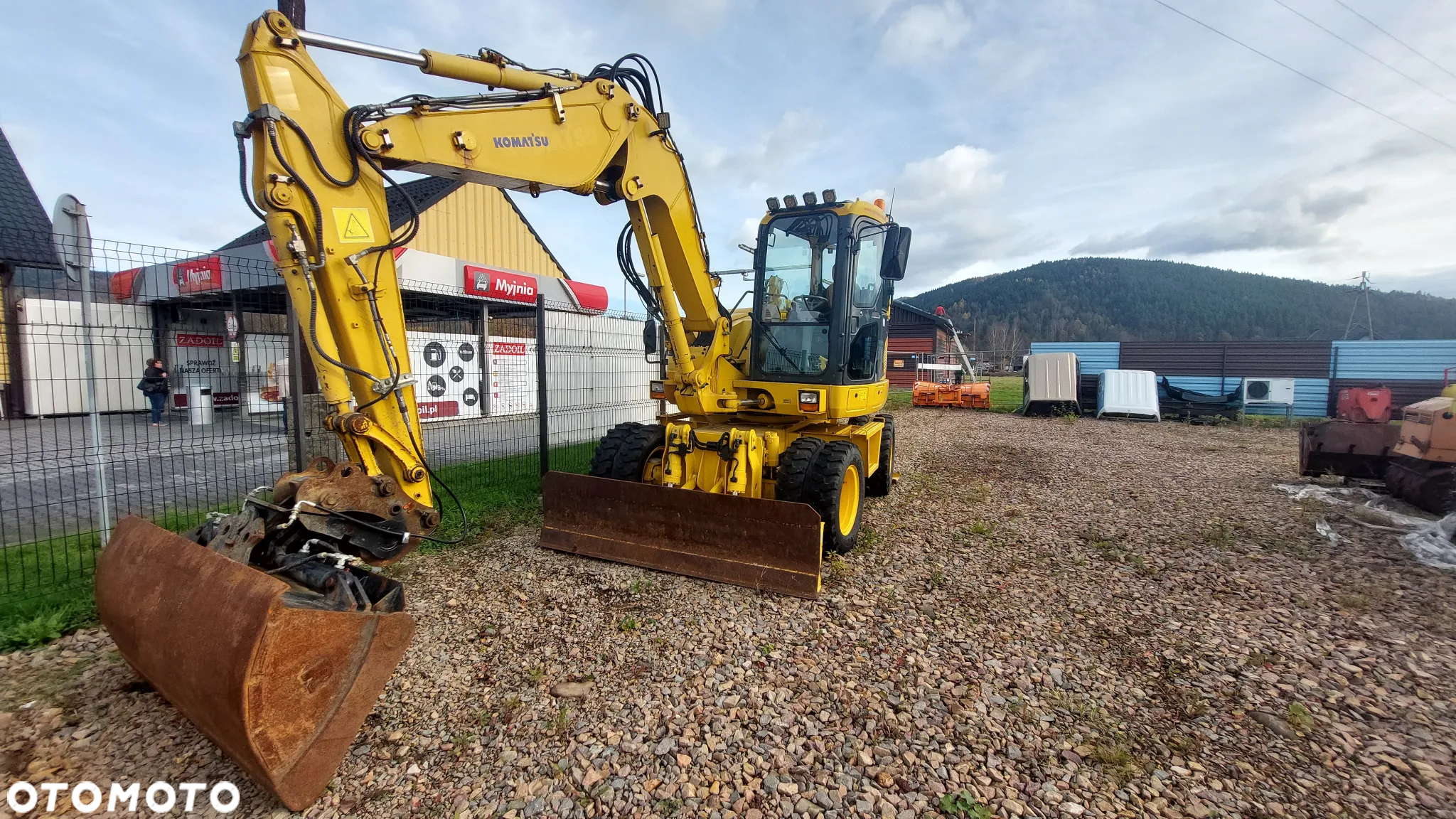 Komatsu PW 98MR - 9