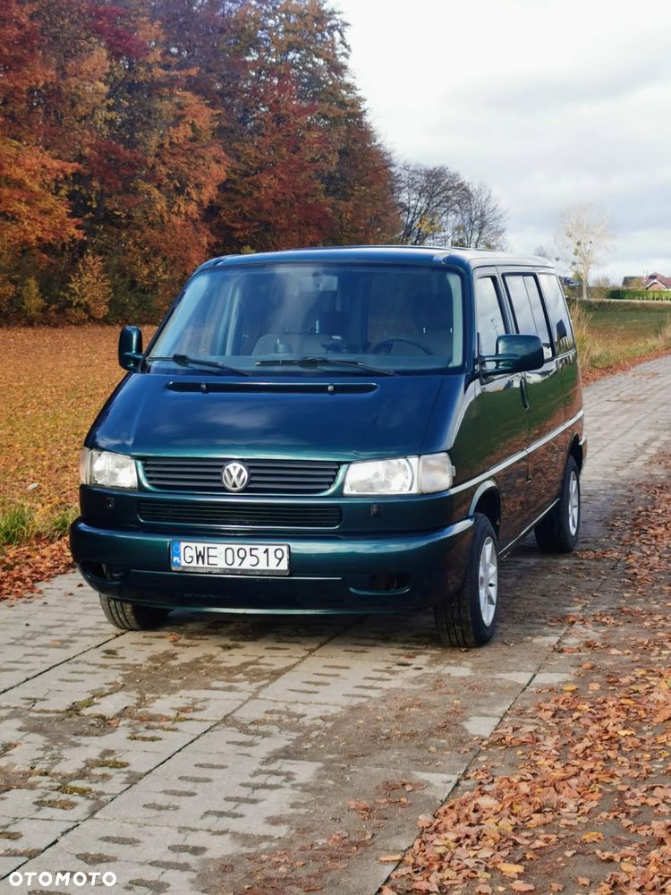 Volkswagen Caravelle Basis / CL - 4