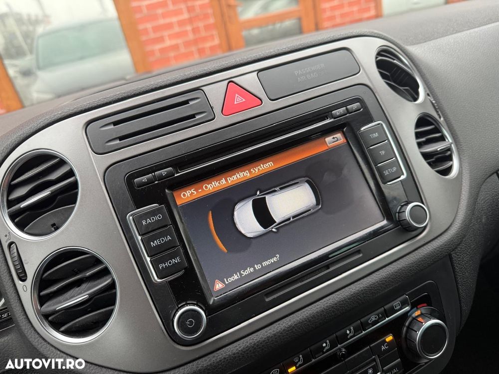 Volkswagen Tiguan - 12