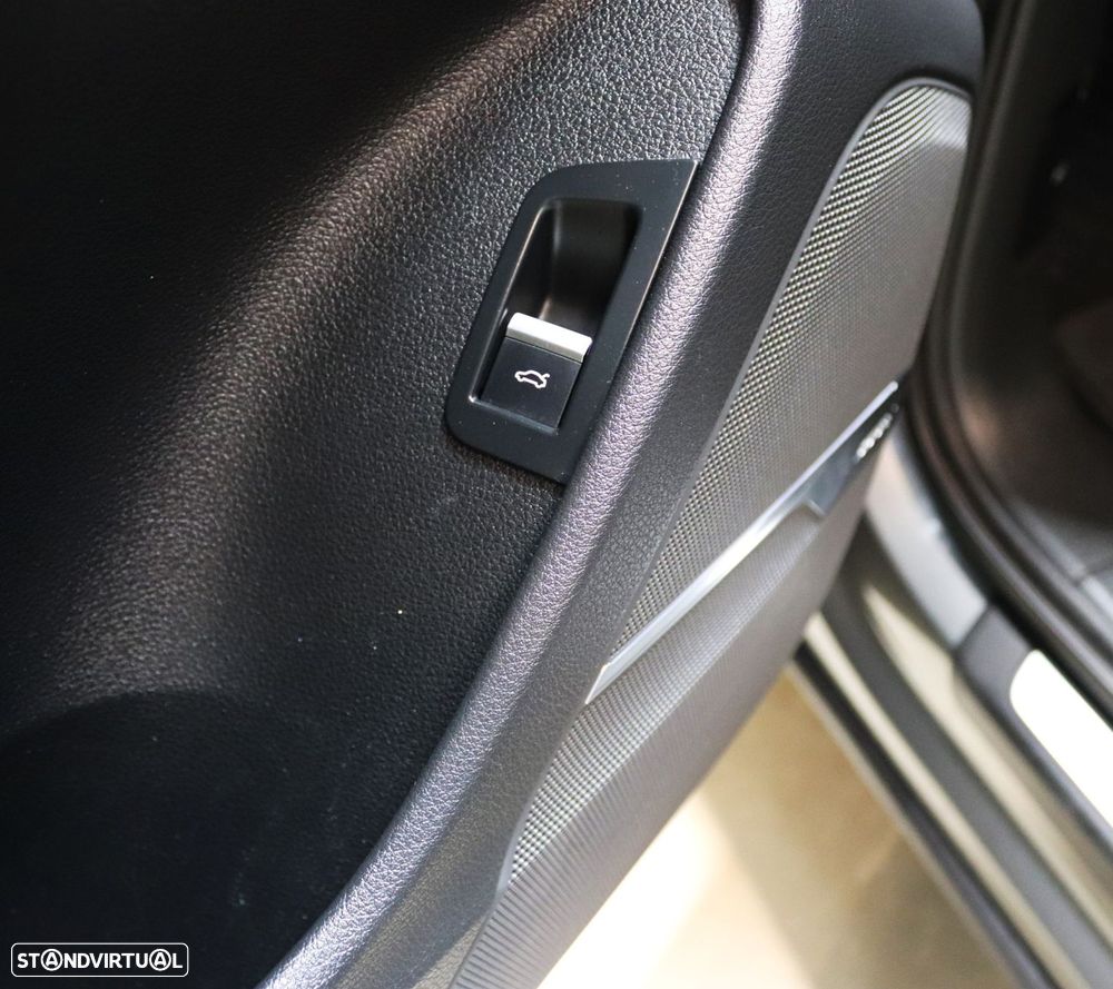Audi Q7 3.0 TDI quattro tiptronic 7L - 13