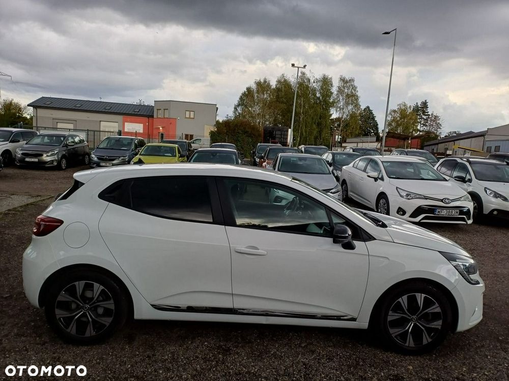 Renault Clio E-TECH Full 145 EVOLUTION - 8