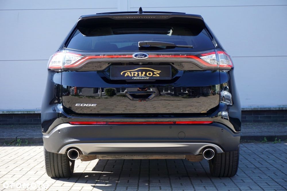 Ford Edge 2.0 TDCi 4x4 Titanium - 16