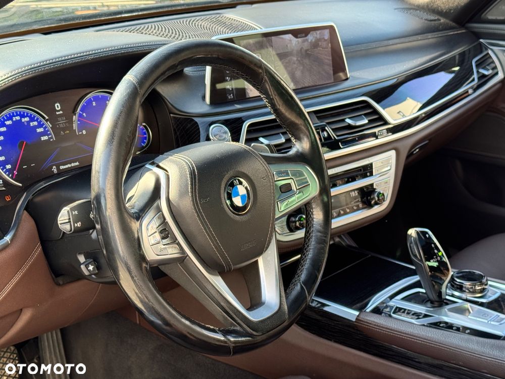 BMW Seria 7 730d - 23