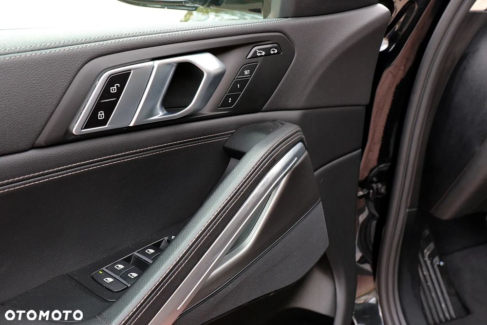 BMW X6 xDrive30d xLine - 27