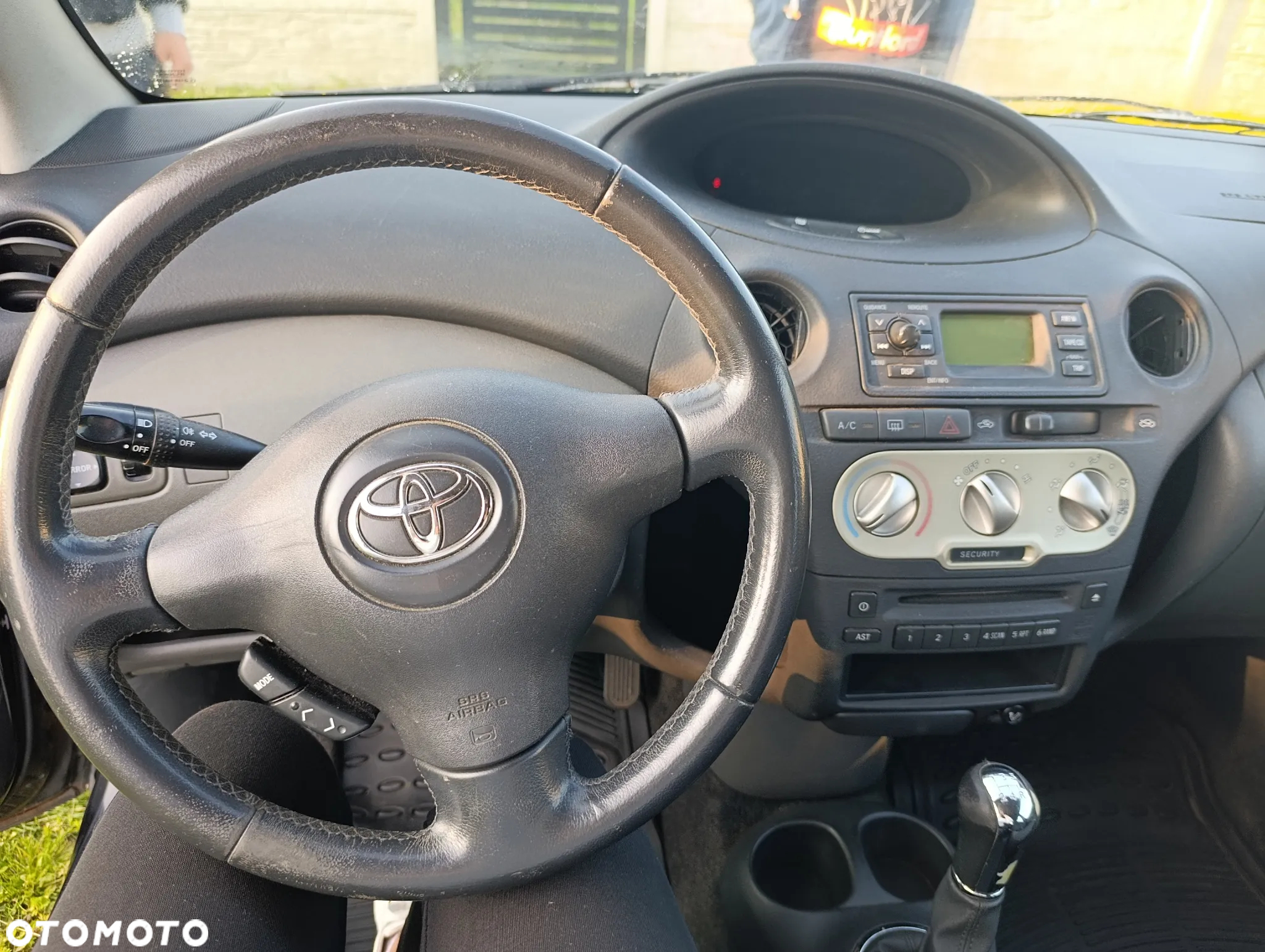 Toyota Yaris - 5