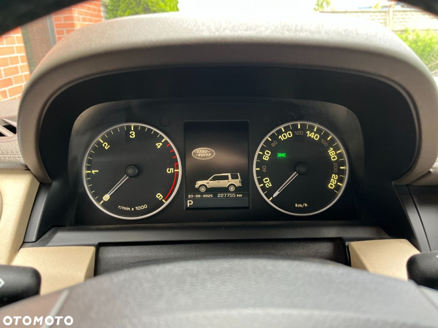 Land Rover Discovery - 9
