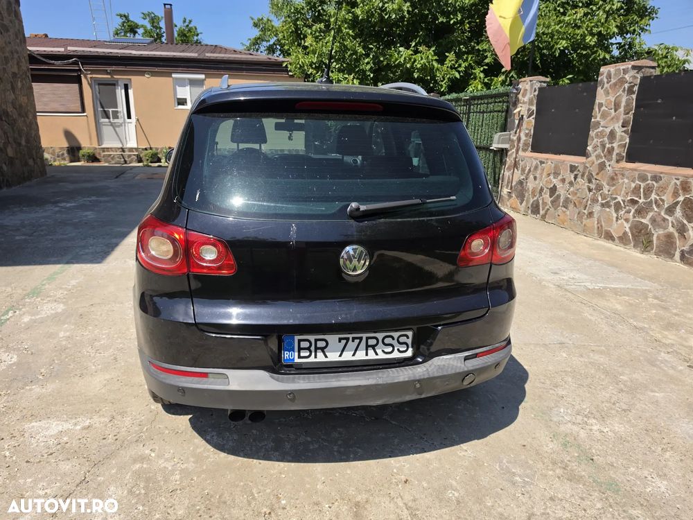Volkswagen Tiguan 2.0 TDI 4Motion Trend & Fun - 10