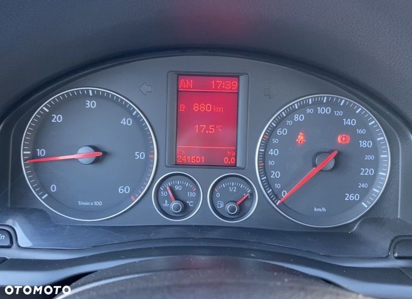 Volkswagen Jetta 1.9 TDI United - 20