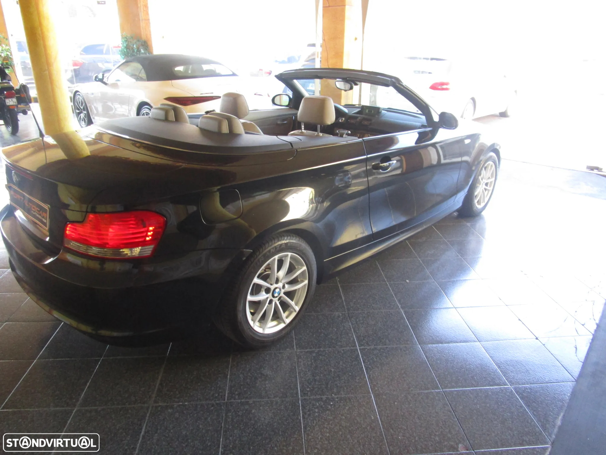BMW 120 d Cabrio Aut. Edition Sport - 29