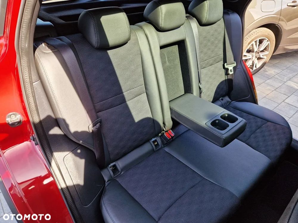 Nissan Qashqai 1.6 DIG-T Tekna+ - 23