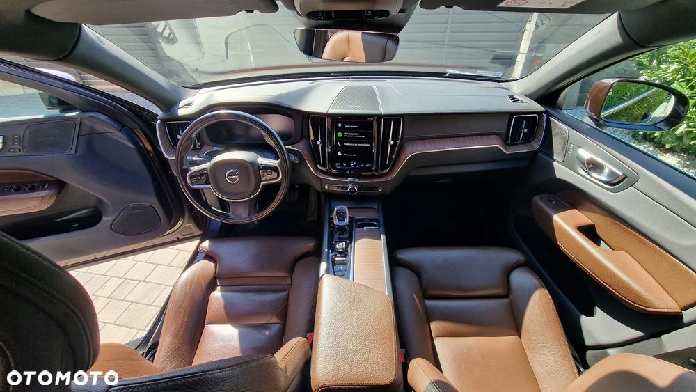 Volvo XC 60 - 6