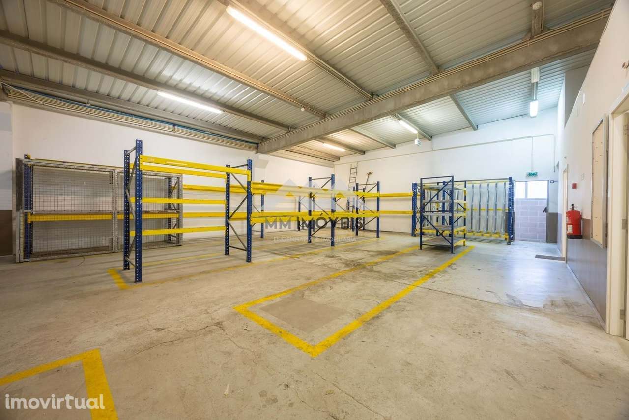 Armazém | Zona Industrial Ermesinde | Arrendamento - Grande imagem: 5/17