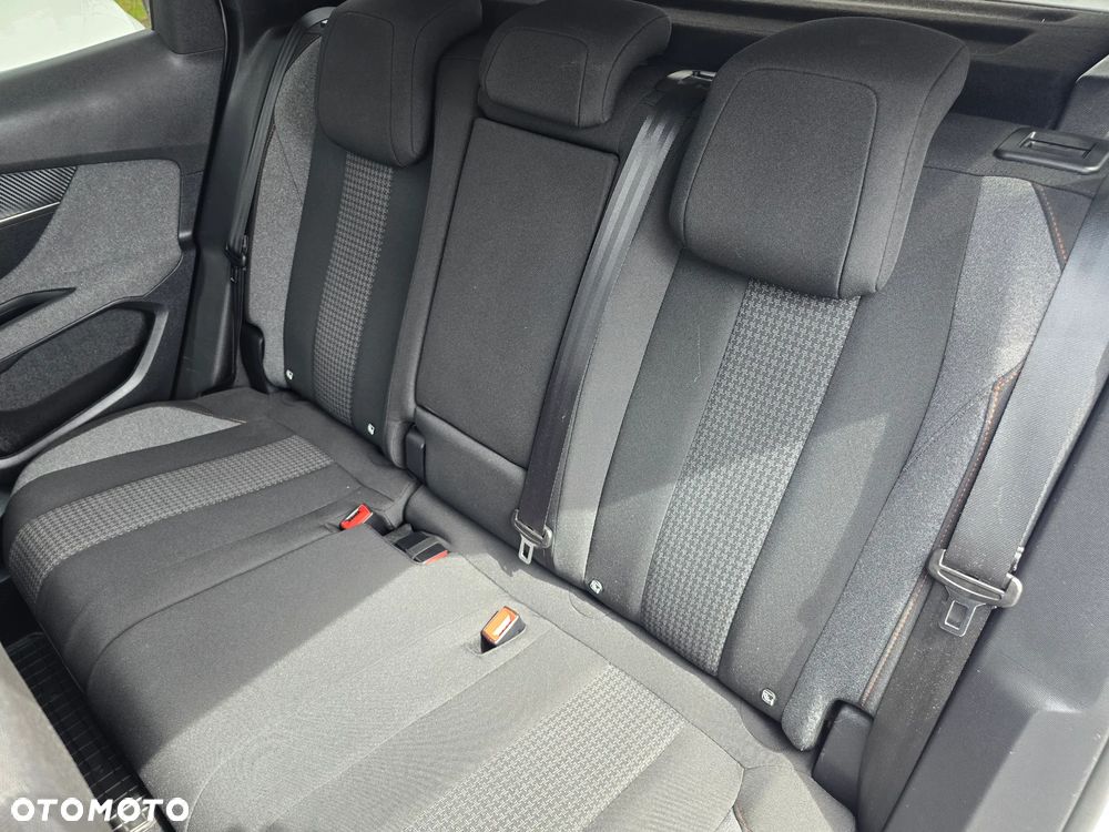 Peugeot 3008 - 13