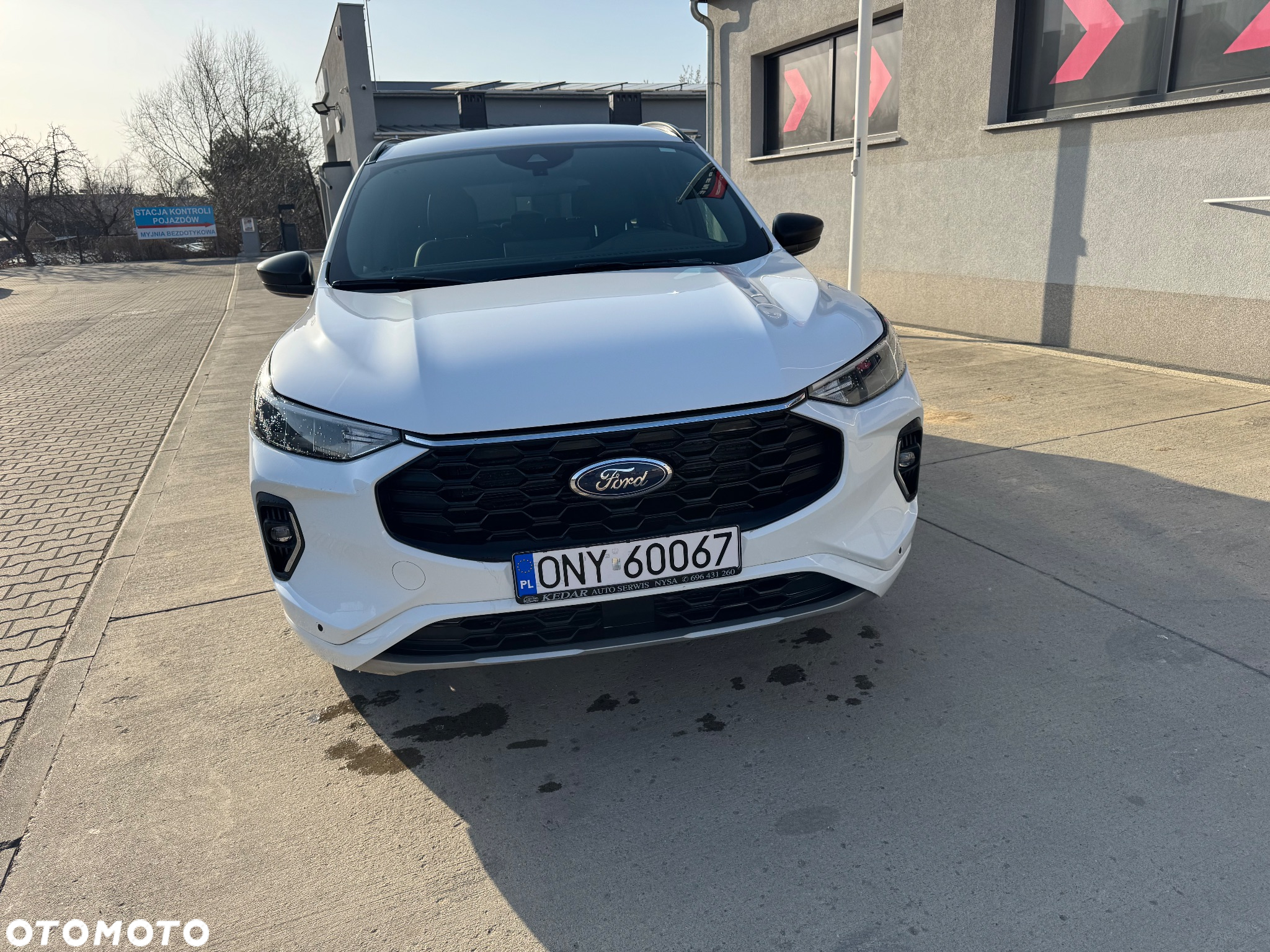 Ford Kuga 1.5 EcoBoost ST-LINE - 3