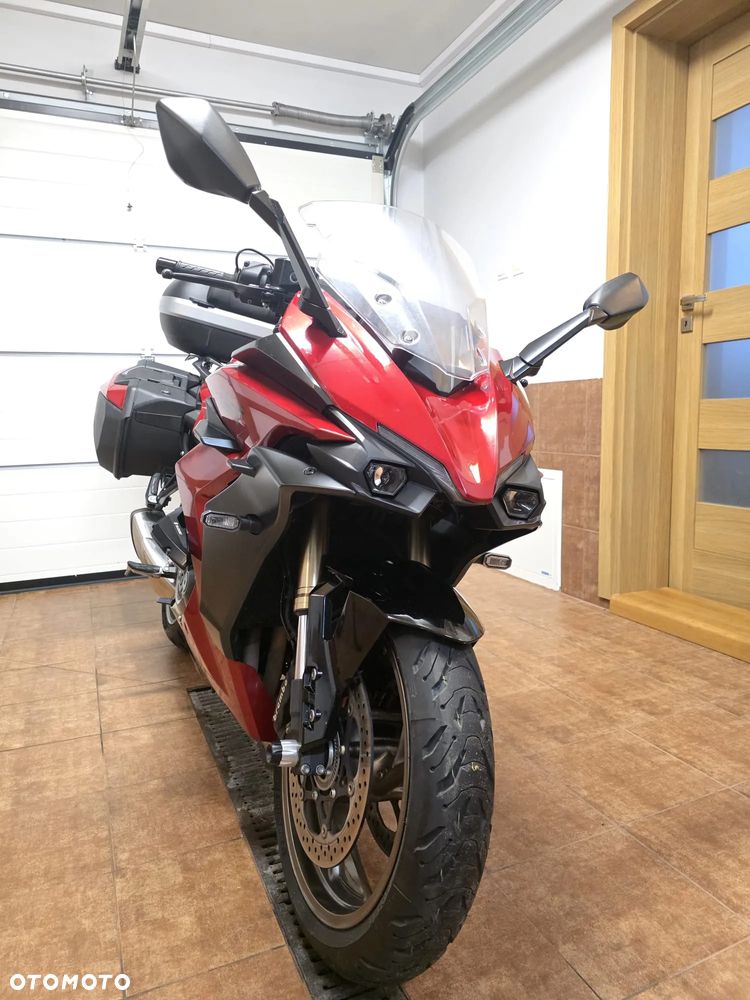 Suzuki GSX 1000 - 13