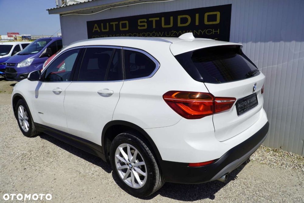 BMW X1 sDrive18d Advantage sport - 37