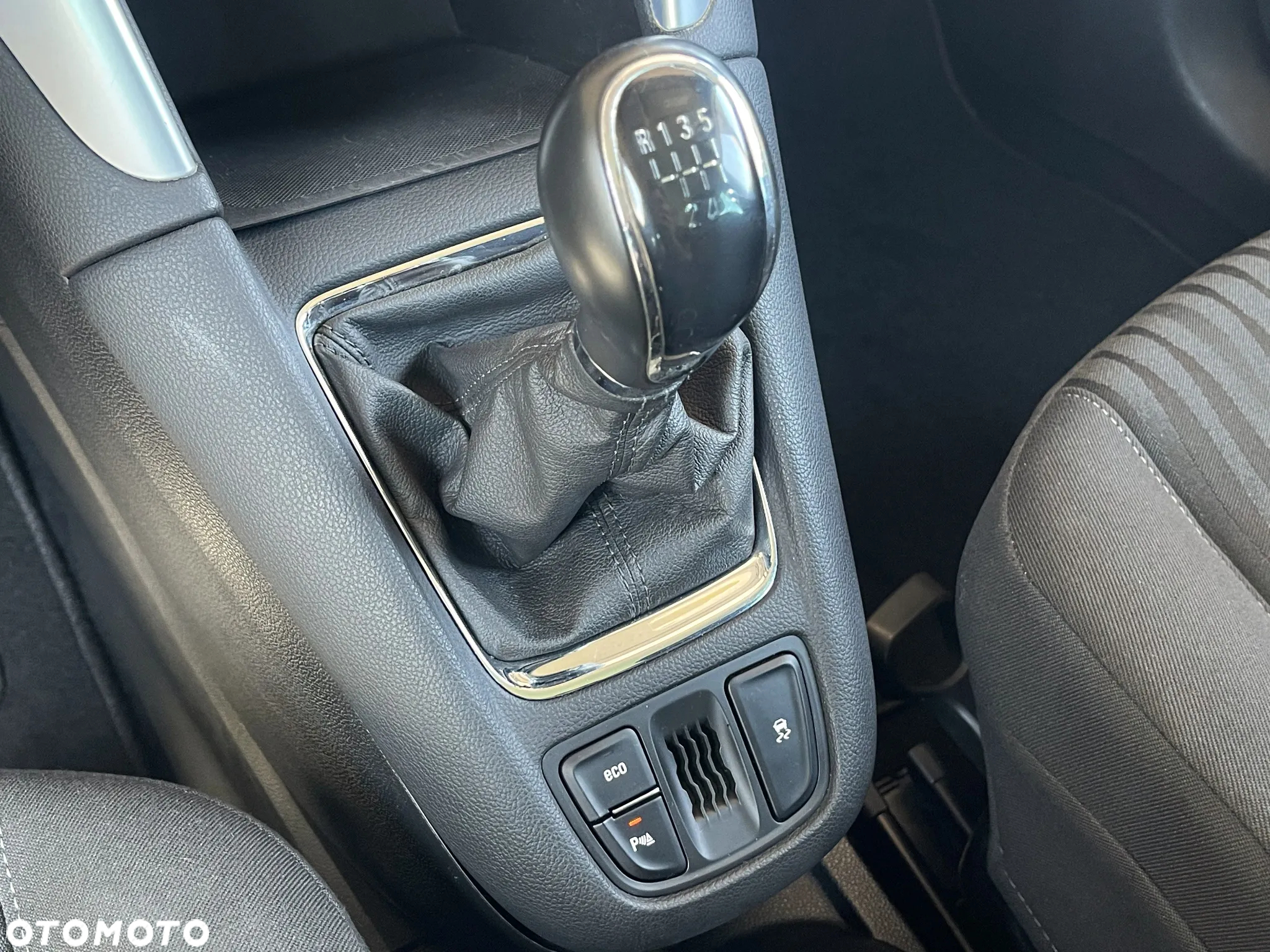 Opel Zafira 1.4 Turbo (ecoFLEX) Start/Stop Active - 26
