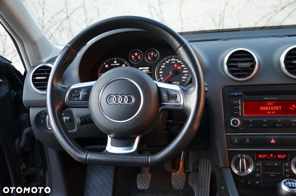 Audi A3 Sportback 2.0 TDI DPF Ambition - 33