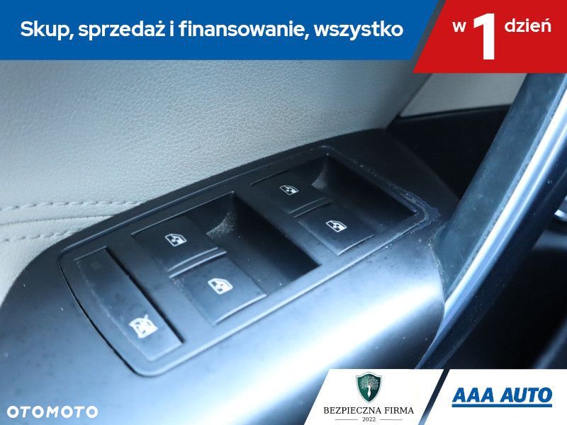 Opel Insignia - 18