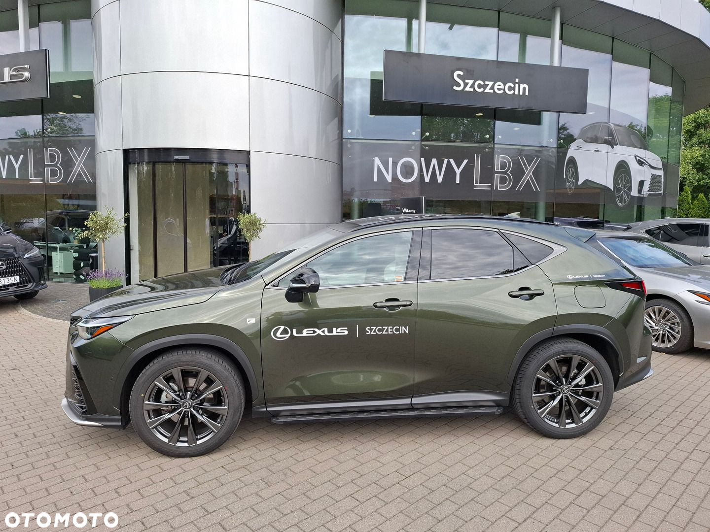 Lexus NX - 2