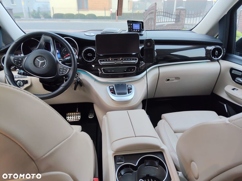 Mercedes-Benz Klasa V 300 d 4-Matic Avantgarde 9G-Tronic - 5