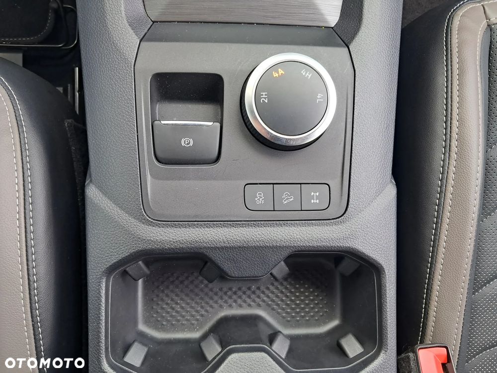 Volkswagen Amarok 3.0 V6 TDI 4Mot Aventura - 28