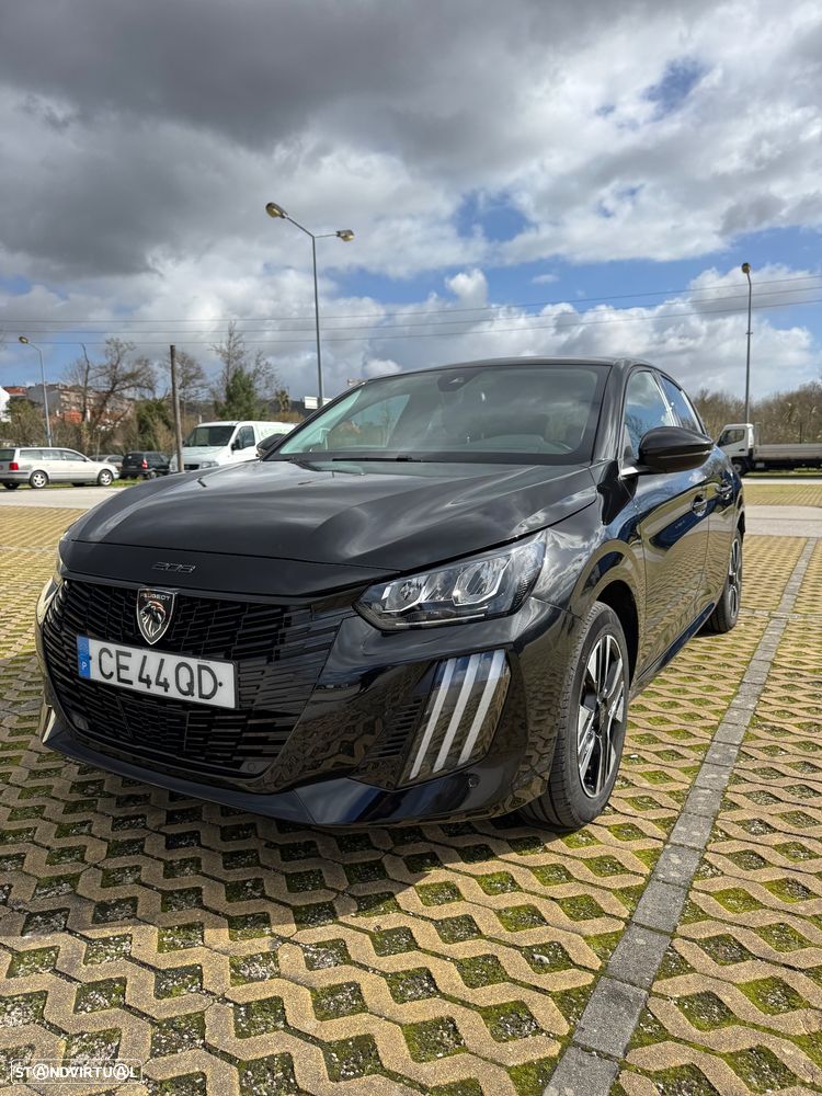 Peugeot e-208 Allure - 1