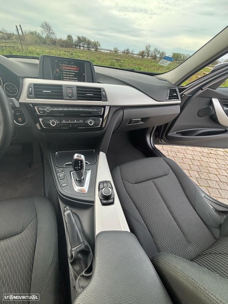BMW 318 d Touring Advantage Auto - 2