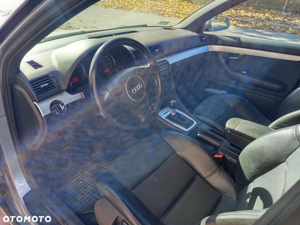 Audi A4 Avant - 12
