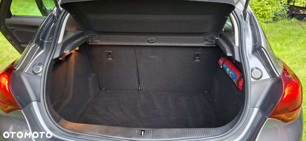 Opel Astra 1.4 ecoFLEX - 13