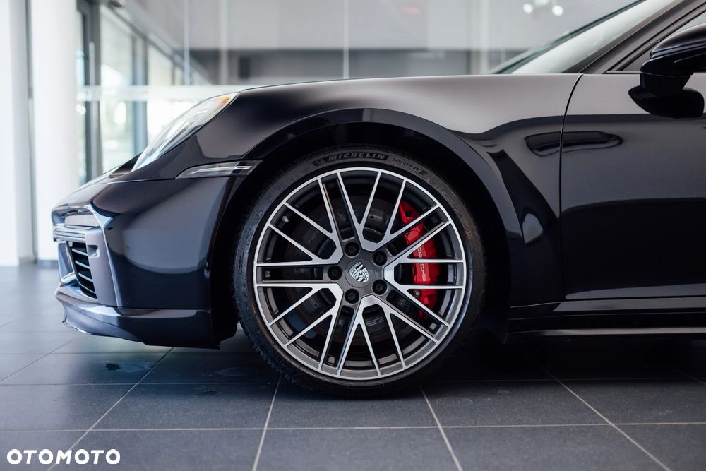 Porsche 911 Turbo - 22