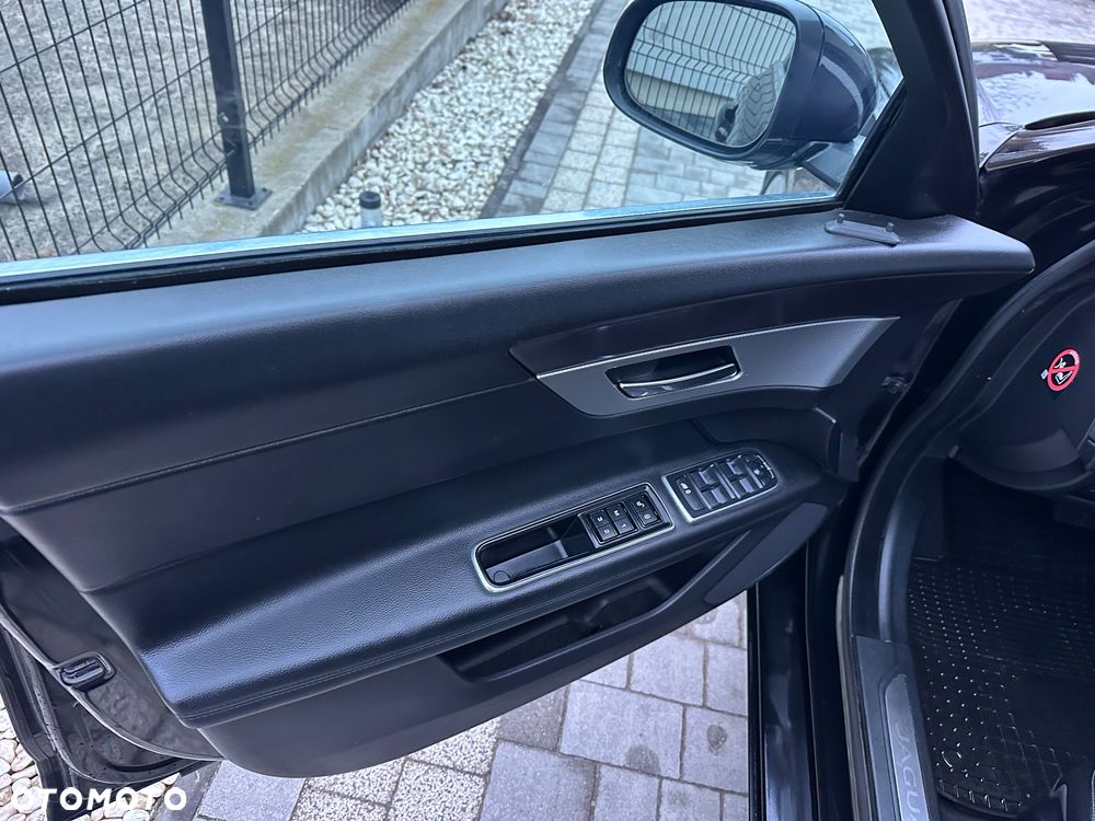 Jaguar XF 2.0 i4D Prestige - 26