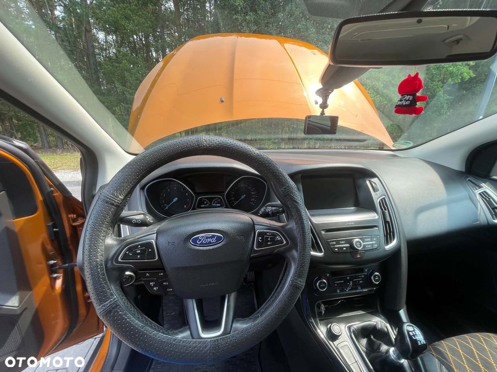 Ford Focus 1.0 EcoBoost Titanium - 14