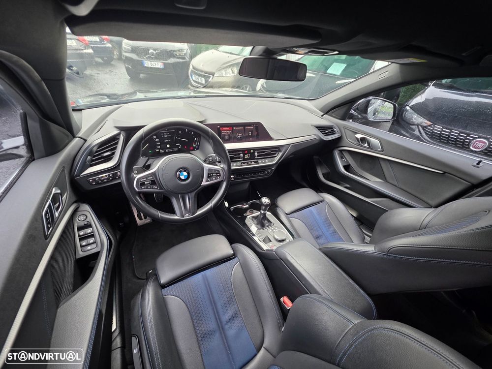 BMW 116 d Pack Desportivo M - 8