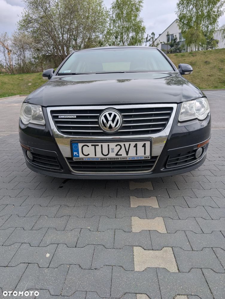 Volkswagen Passat 1.9 TDI DPF BlueMotion - 3