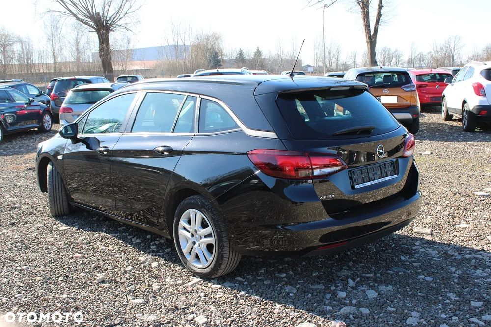 Opel Astra 1.5 D Start/Stop Automatik 2020 - 4