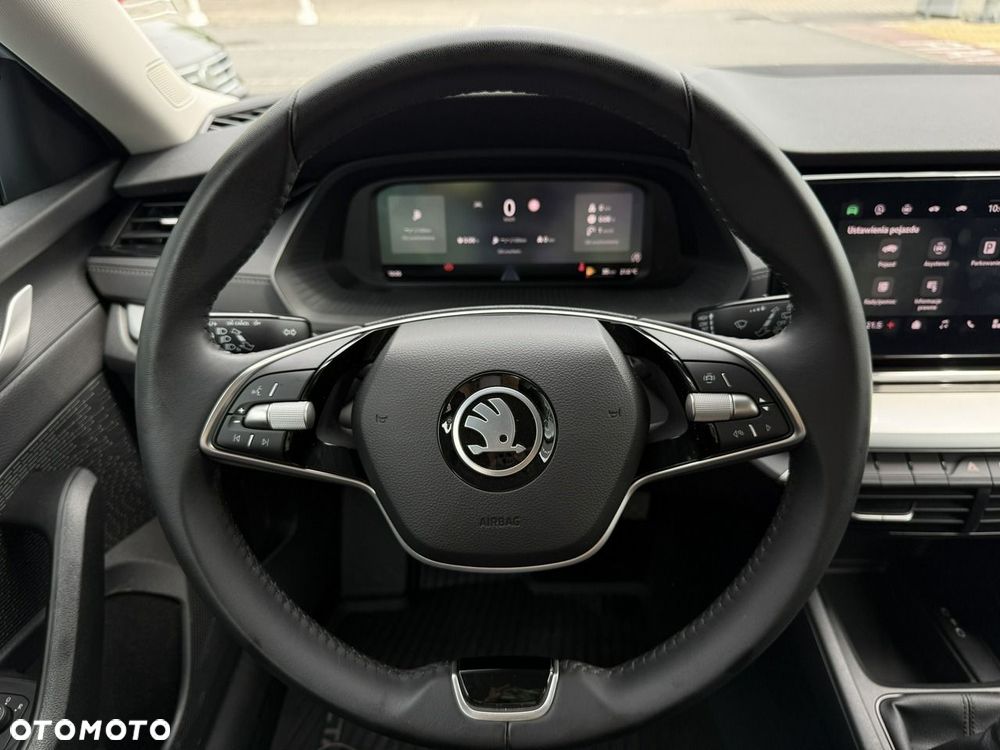 Skoda Octavia 1.5 TSI Essence - 17