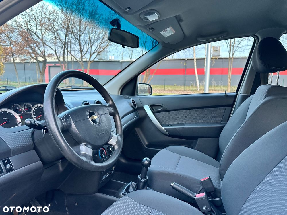 Chevrolet Aveo 1.2 - 6