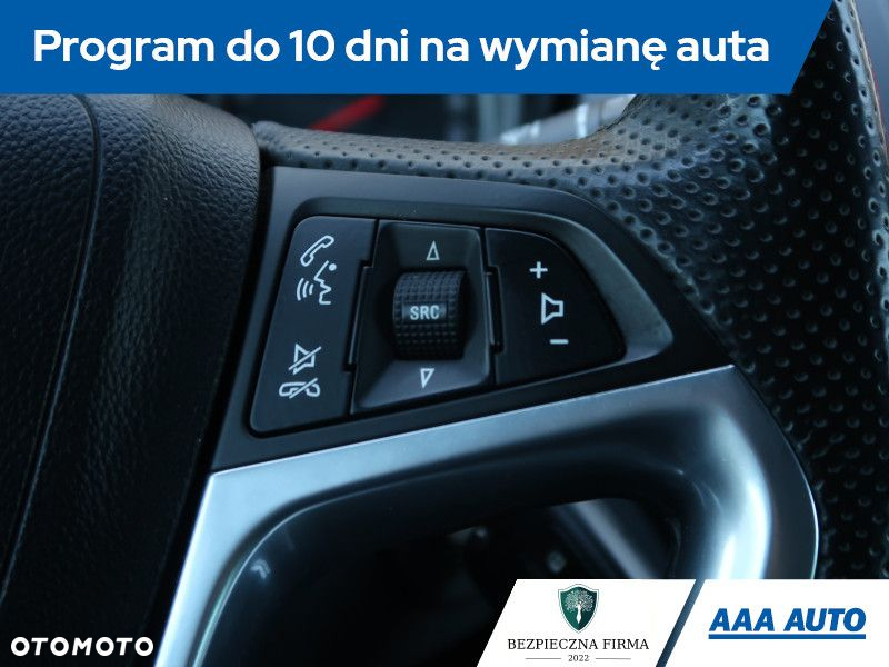 Opel Insignia - 19