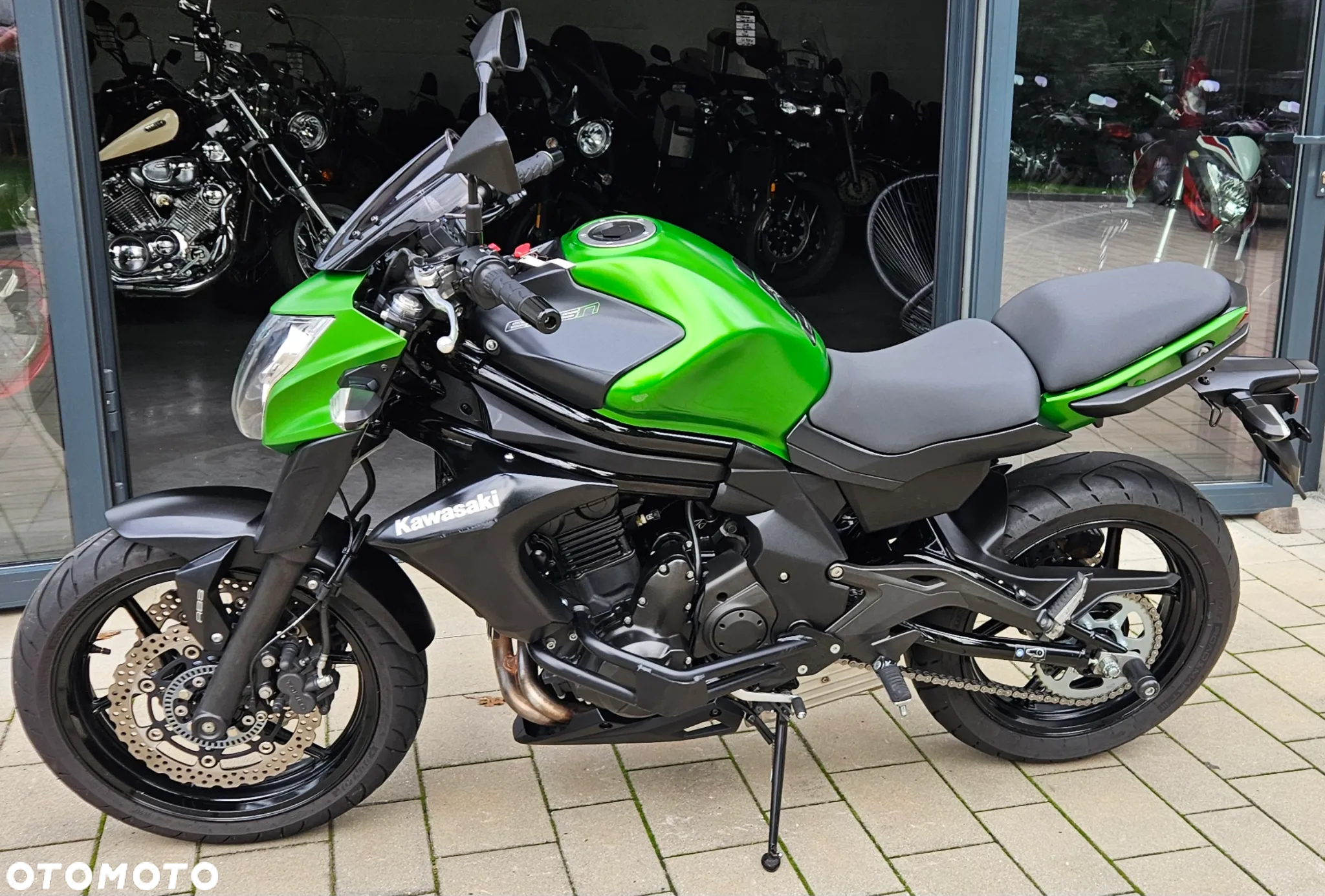 Kawasaki ER - 18