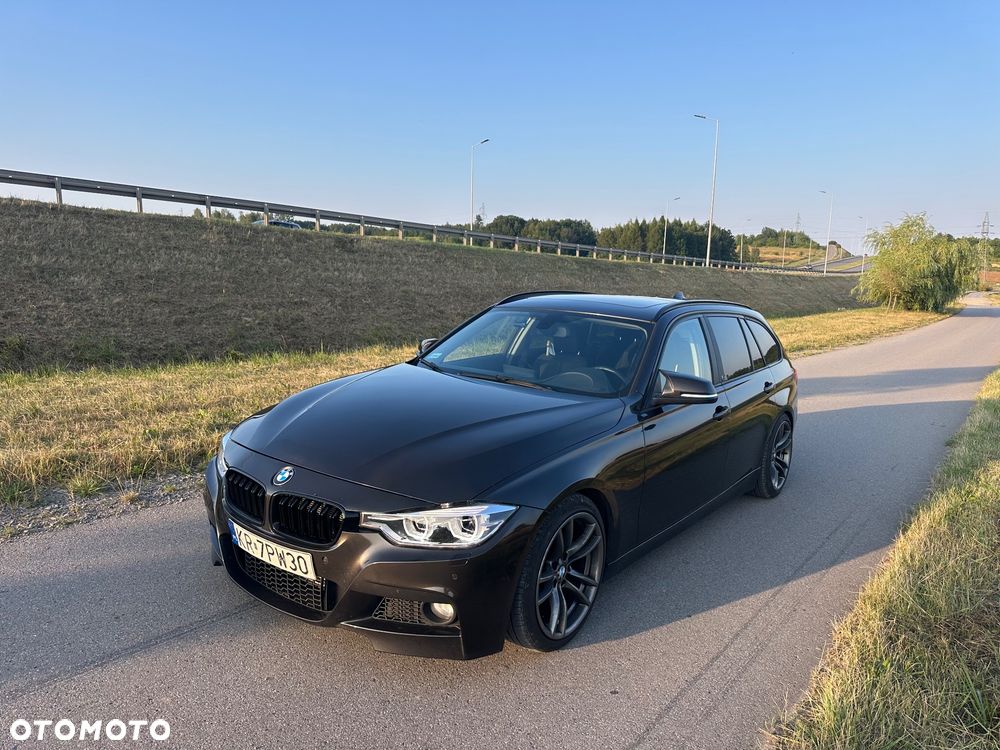 BMW Seria 3 320d M Sport - 2
