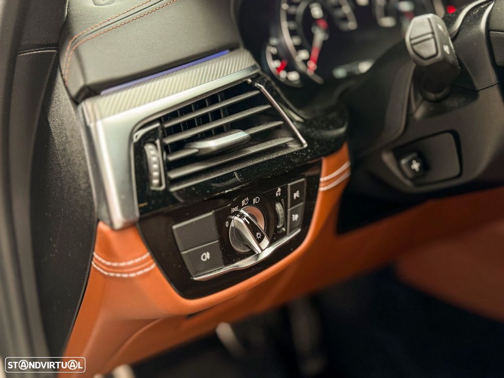 BMW M5 Standard - 35